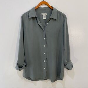 Orvis 100% Silk Button Up Shirt